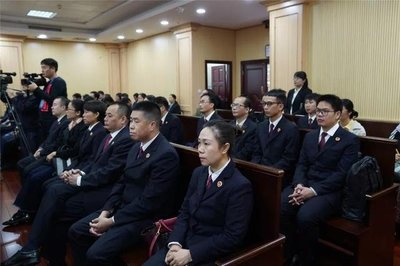 生产、销售印有雷锋肖像产品,广西4人被判道歉并召回产品