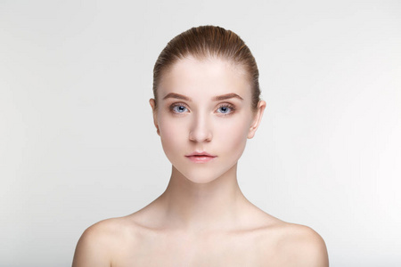 康美产品视觉呈现 欧美风格人像横图的商业魅力与素材应用